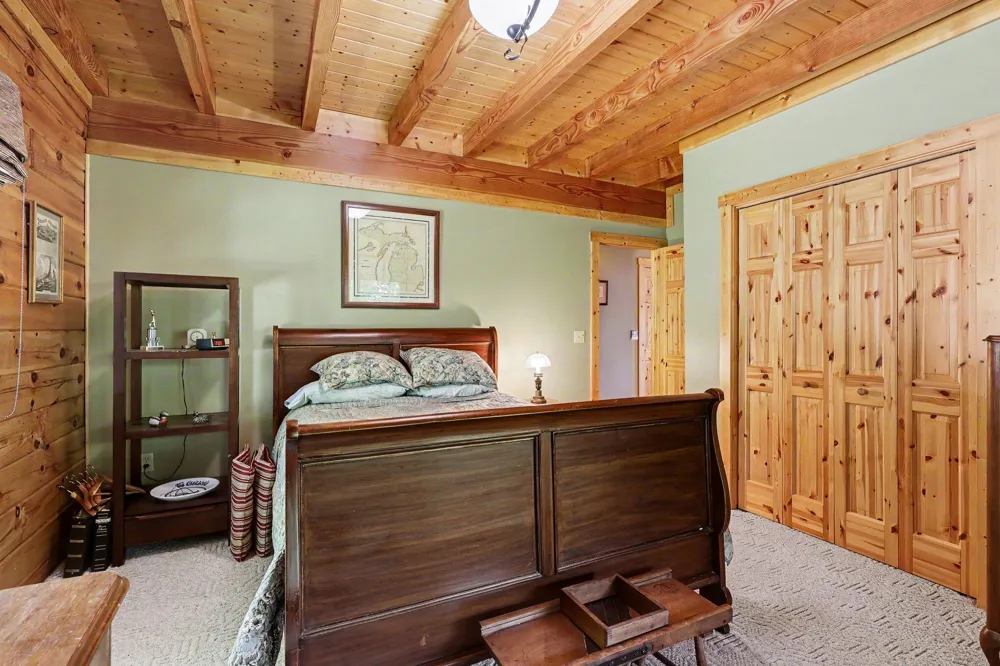 8584 W Woodridge Drive Mears, MI 49436