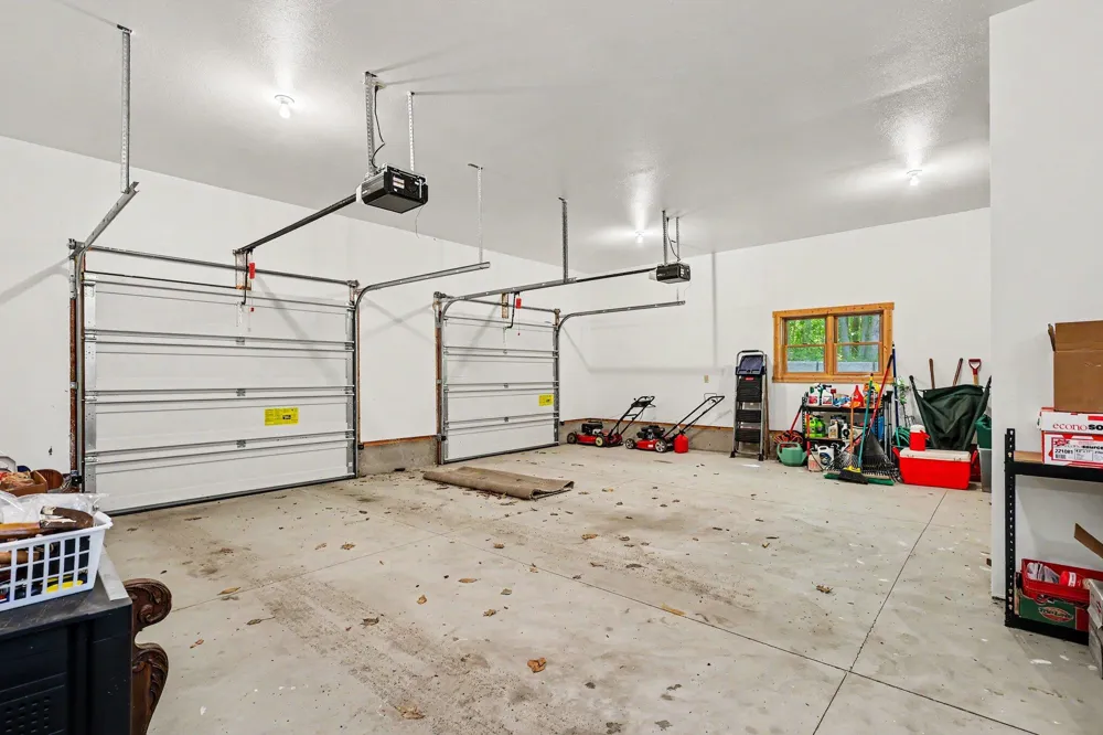8584 W Woodridge Drive Mears, MI 49436