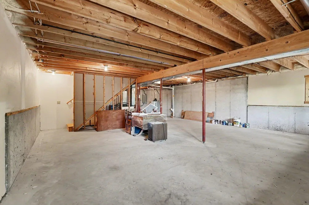 8584 W Woodridge Drive Mears, MI 49436