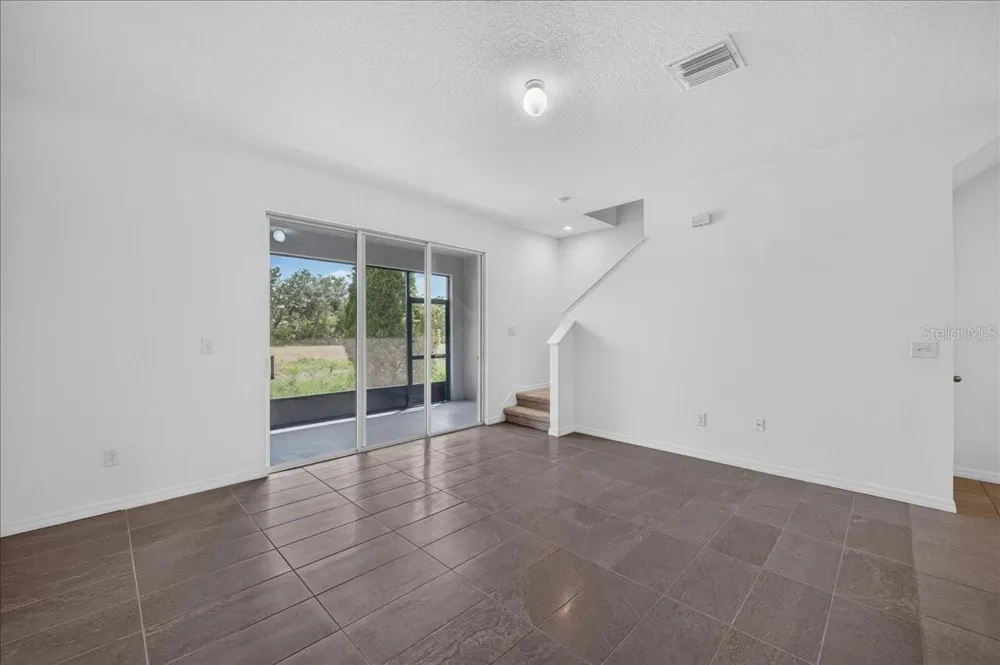 8655 FALLING BLUE PLACE Riverview, FL 33578