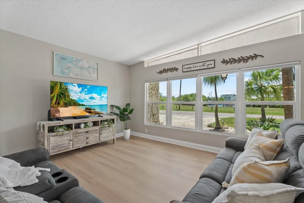 512 PALM AVENUE Ellenton, FL 34222