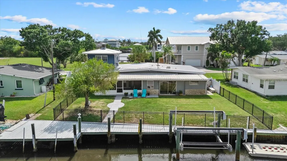 512 PALM AVENUE Ellenton, FL 34222