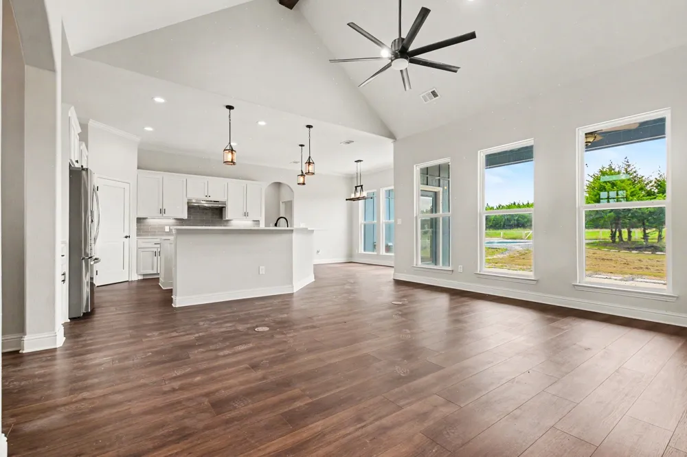 530 PR 491 Trenton, TX 75490