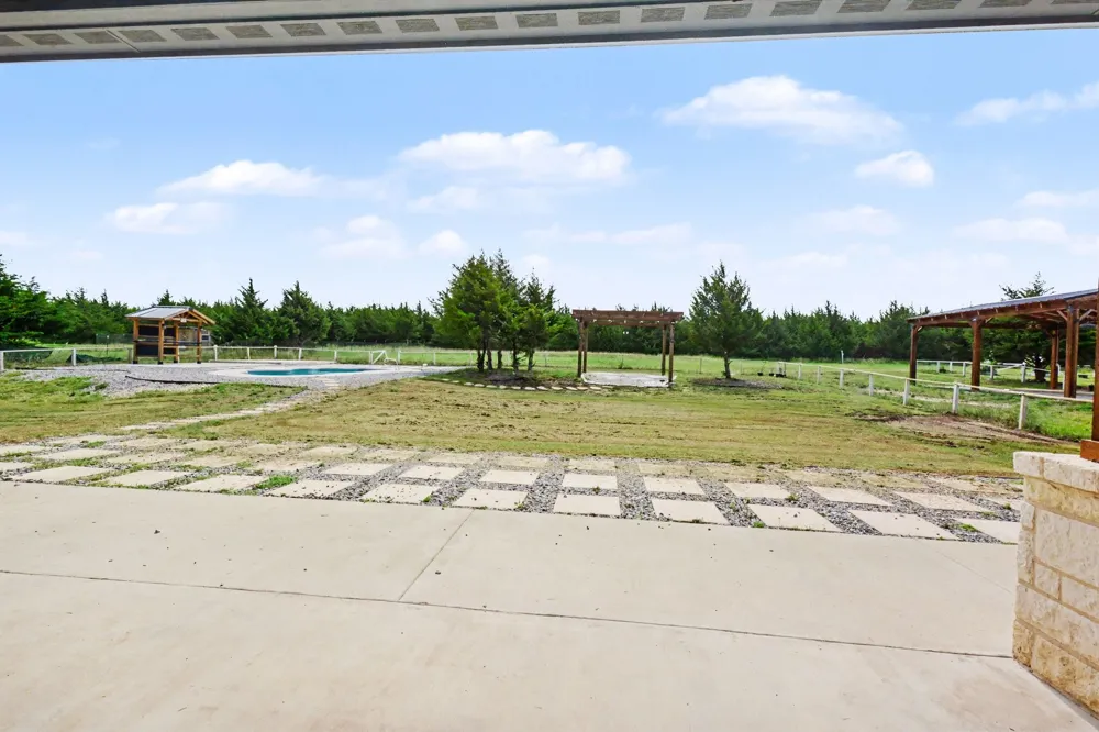 530 PR 491 Trenton, TX 75490