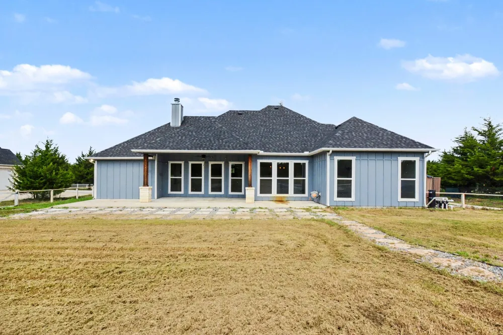 530 PR 491 Trenton, TX 75490