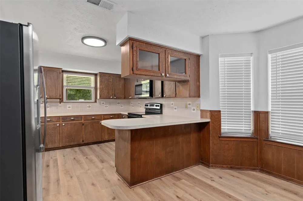 301 E 6th Street Krum, TX 76249