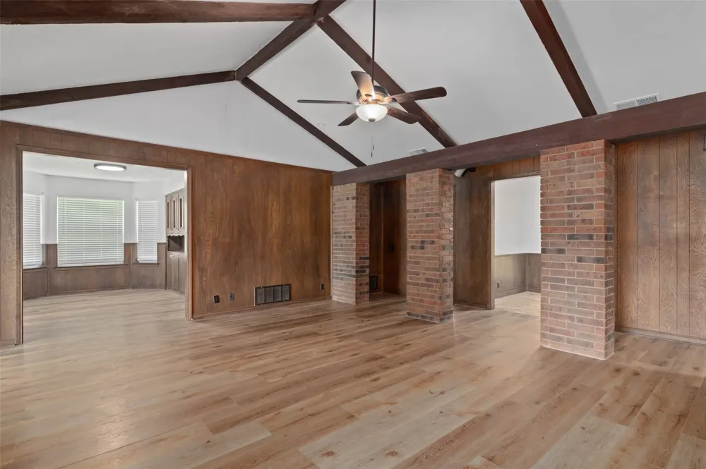 301 E 6th Street Krum, TX 76249