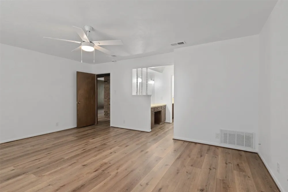 301 E 6th Street Krum, TX 76249