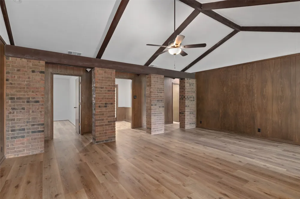 301 E 6th Street Krum, TX 76249