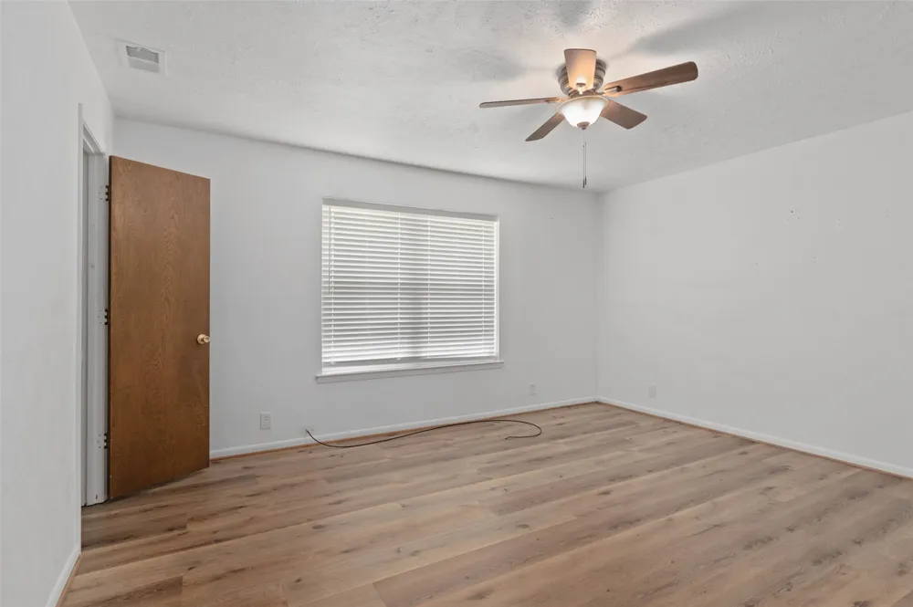 301 E 6th Street Krum, TX 76249