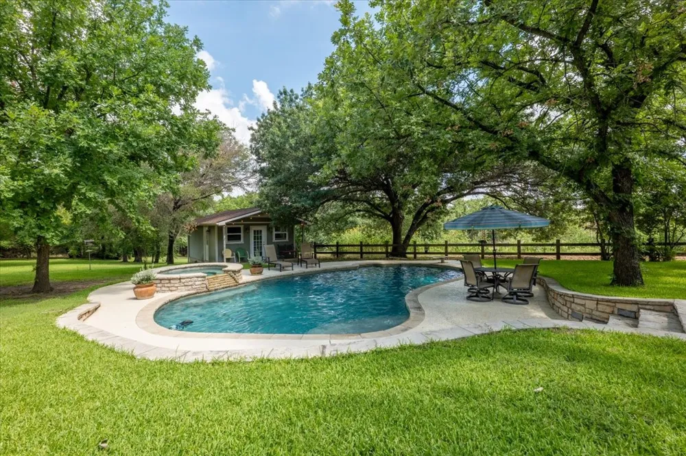 3614 Beech Street Weatherford, TX 76088