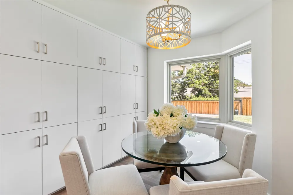 7431 Larchview Dallas, TX 75254