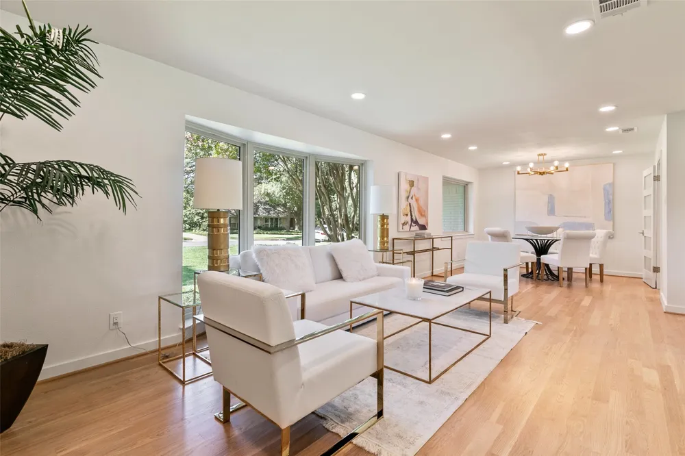 7431 Larchview Dallas, TX 75254
