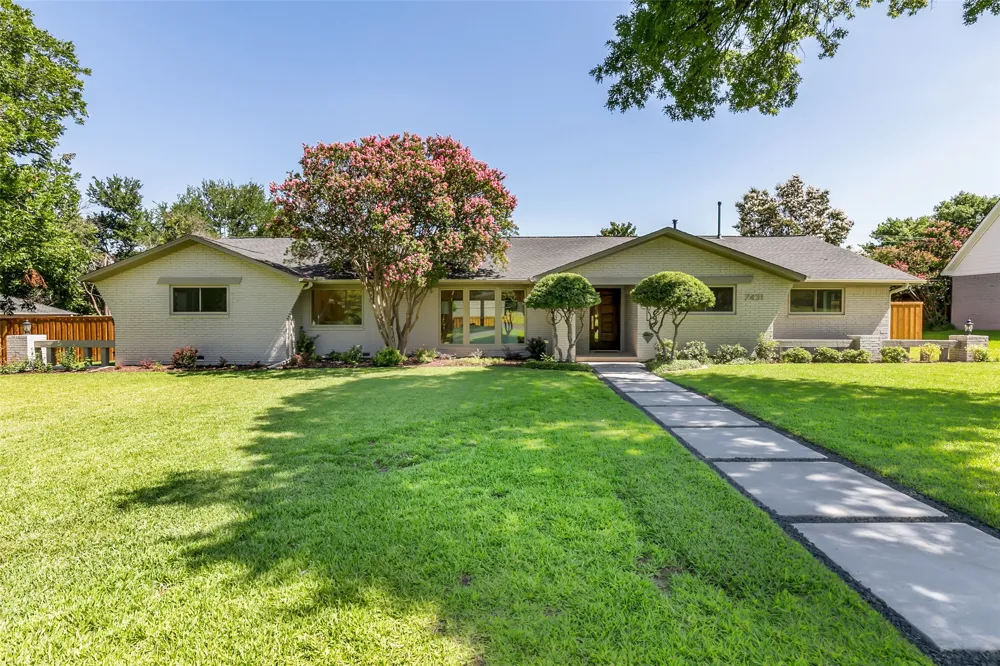 7431 Larchview Dallas, TX 75254