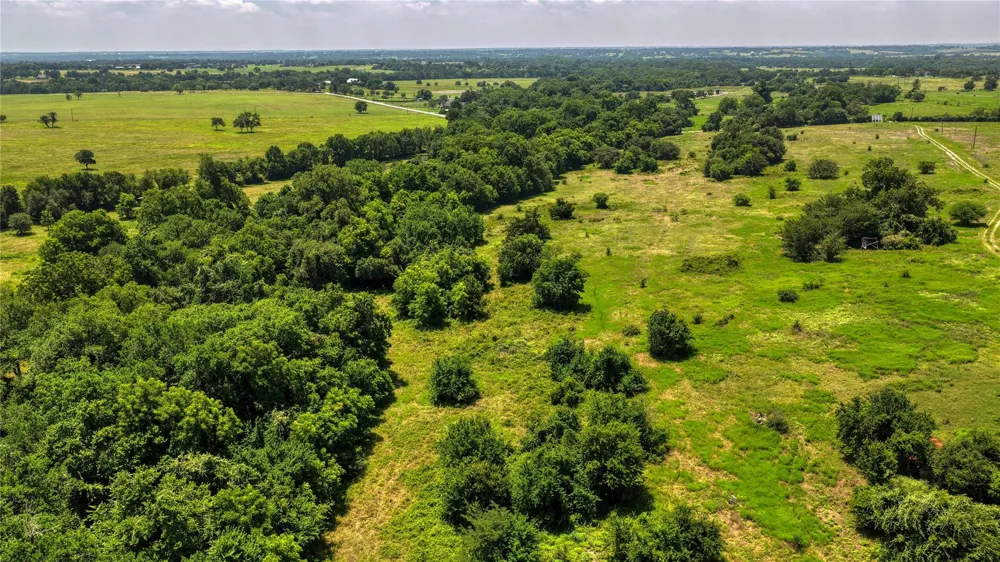 3 Randermann Rd Brenham, TX 77833