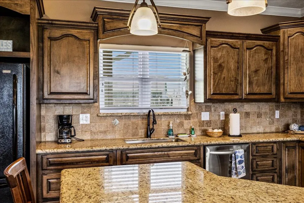 951 S Gateway Port Bolivar, TX 77650