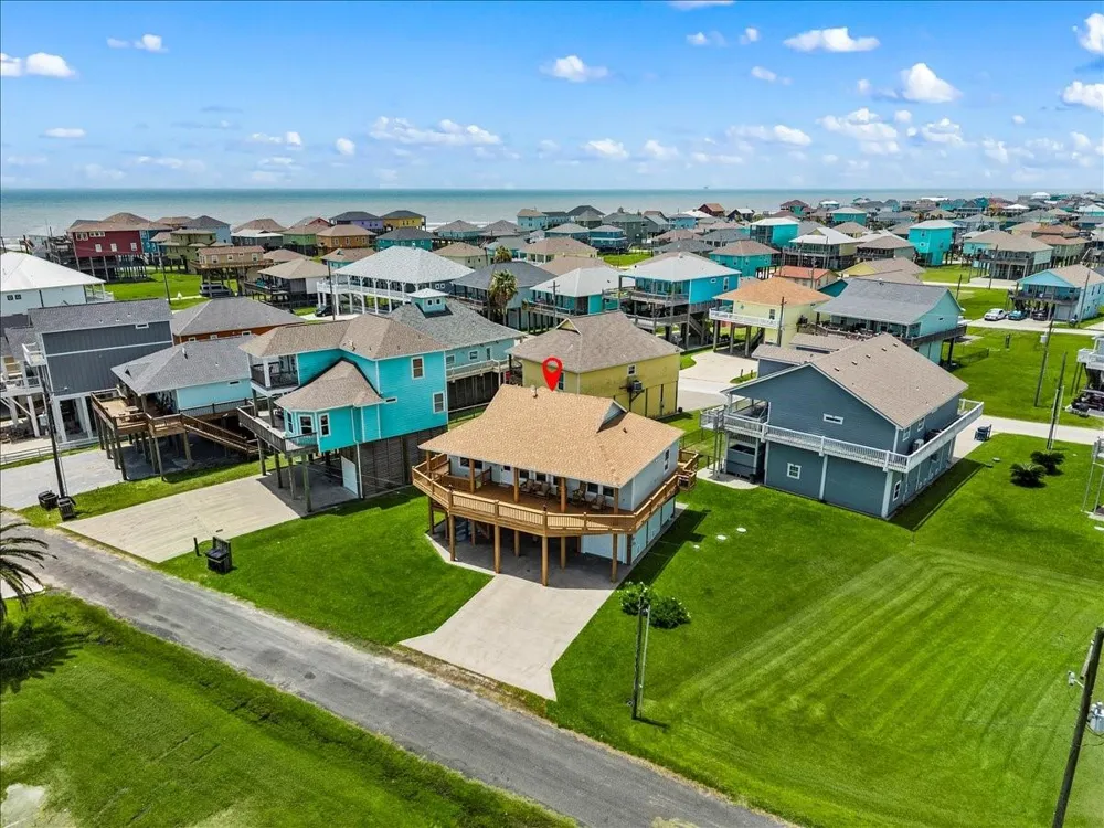951 S Gateway Port Bolivar, TX 77650