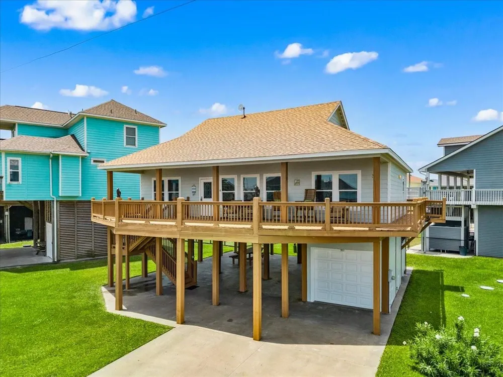 951 S Gateway Port Bolivar, TX 77650