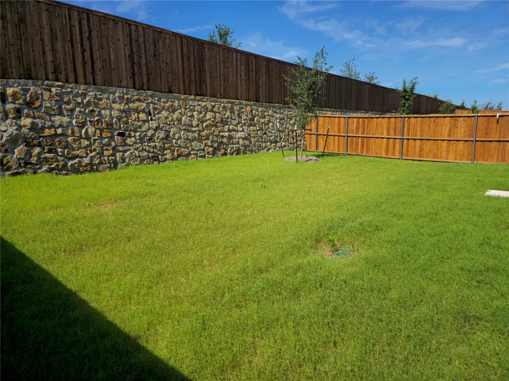 1600 Baron Lane Howe, TX 75459