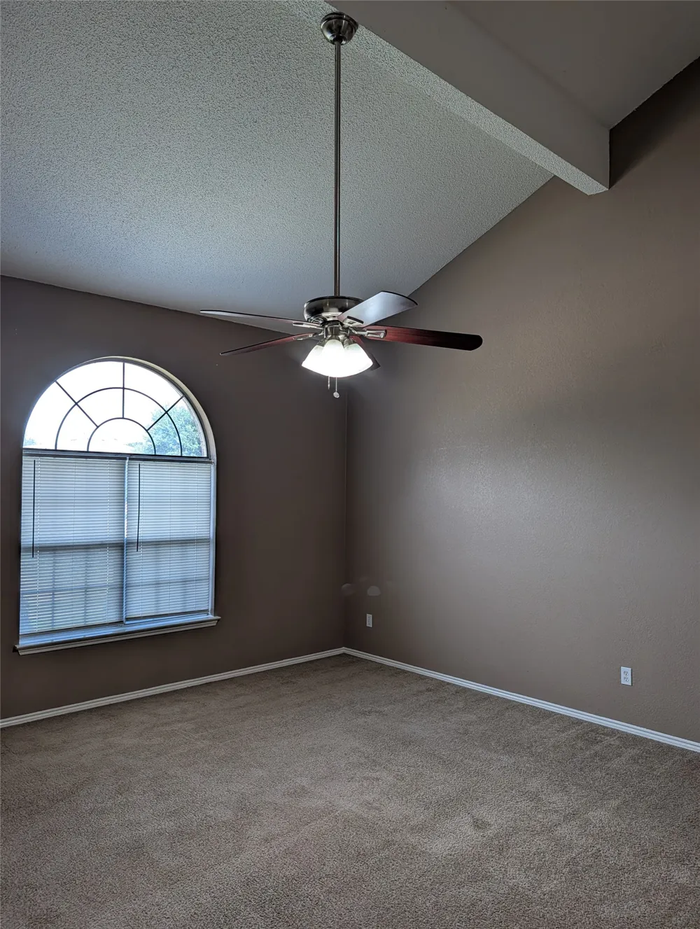 700 Flamingo Drive Saginaw, TX 76131