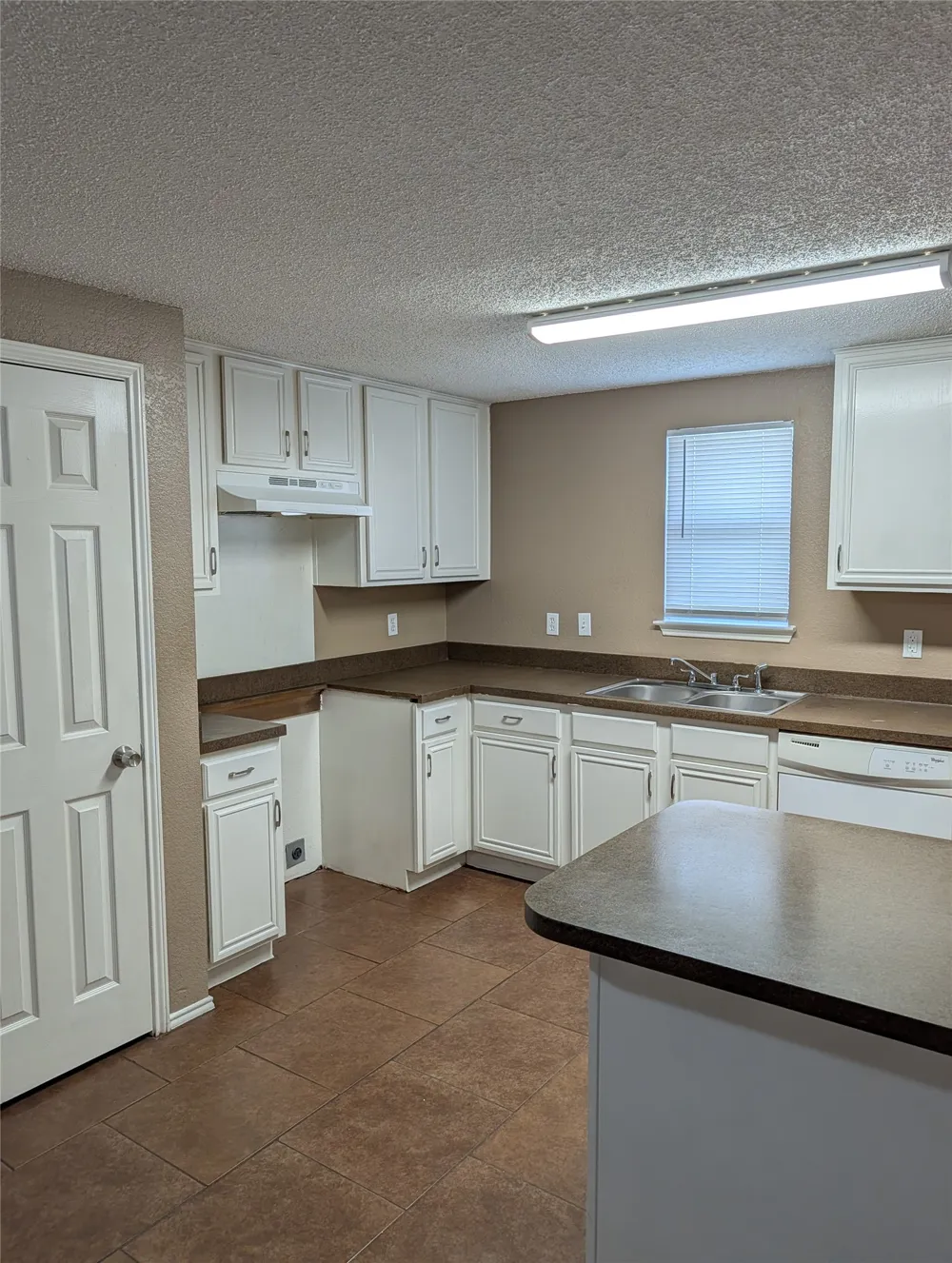 700 Flamingo Drive Saginaw, TX 76131
