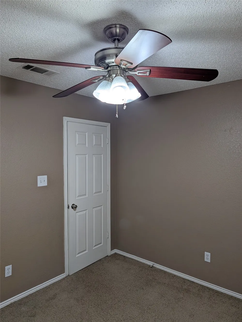 700 Flamingo Drive Saginaw, TX 76131