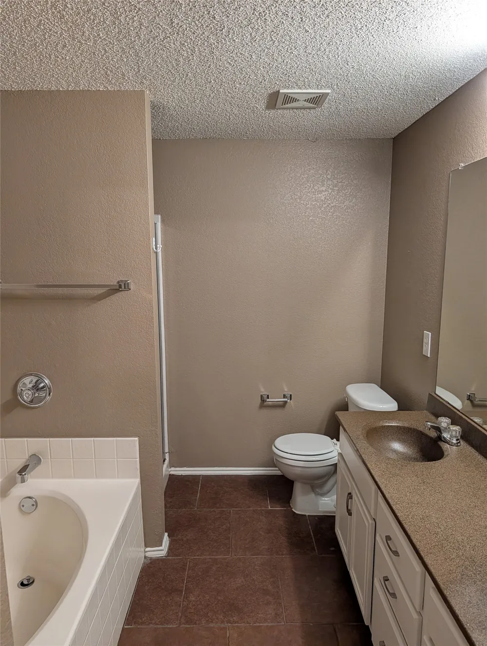 700 Flamingo Drive Saginaw, TX 76131