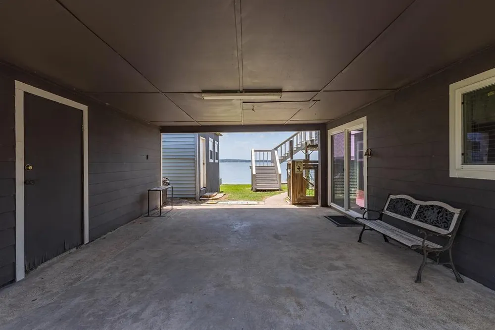 162 Dogwood Lane Trinity, TX 75862