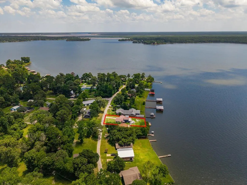 162 Dogwood Lane Trinity, TX 75862