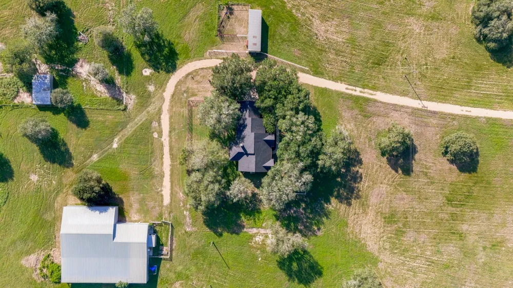 13888 Fm 236 Victoria, TX 77905