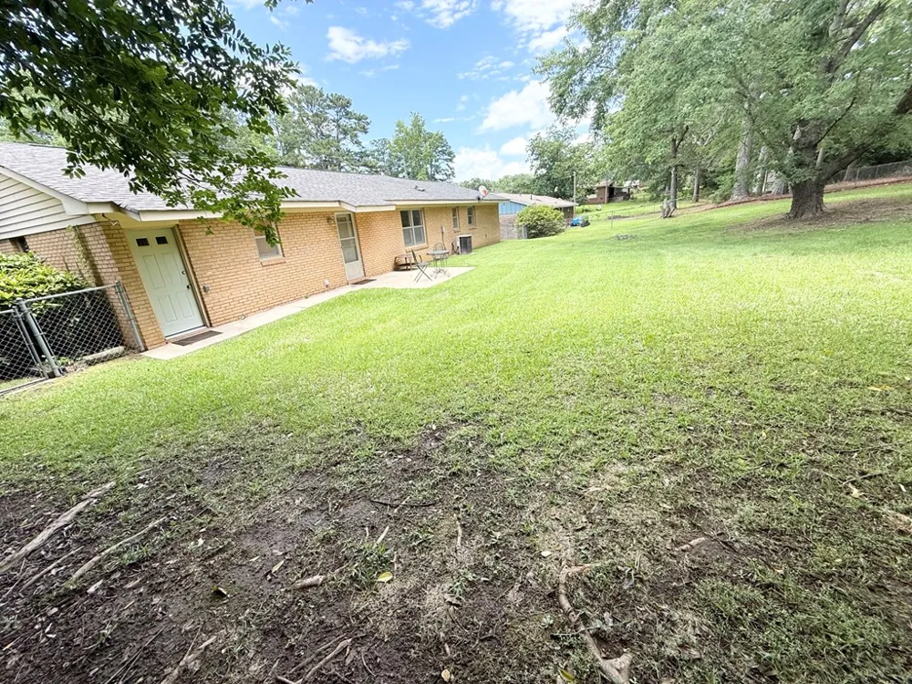 815 Mccurdy Blvd. Manchester, GA 31816