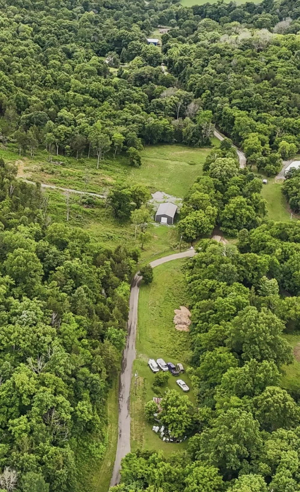 97 Redd Branch Rd Fayetteville, TN 37334