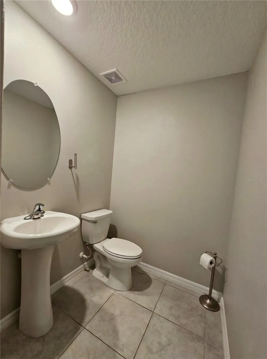 165 RAIN BERRY AVENUE Ruskin, FL 33570
