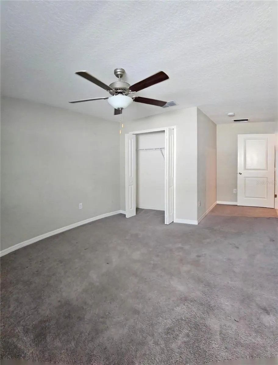 165 RAIN BERRY AVENUE Ruskin, FL 33570
