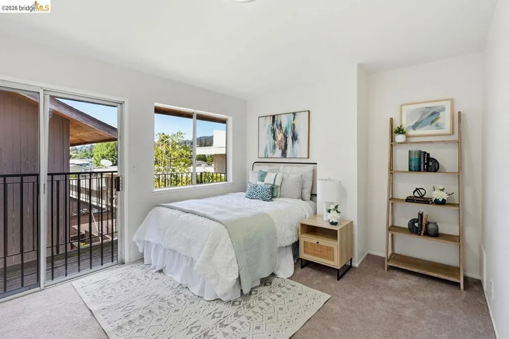 3800 Maybelle Ave #7 Oakland, CA 94619