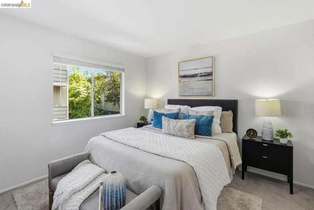 3800 Maybelle Ave #7 Oakland, CA 94619