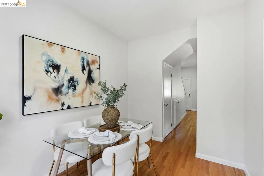 3800 Maybelle Ave #7 Oakland, CA 94619