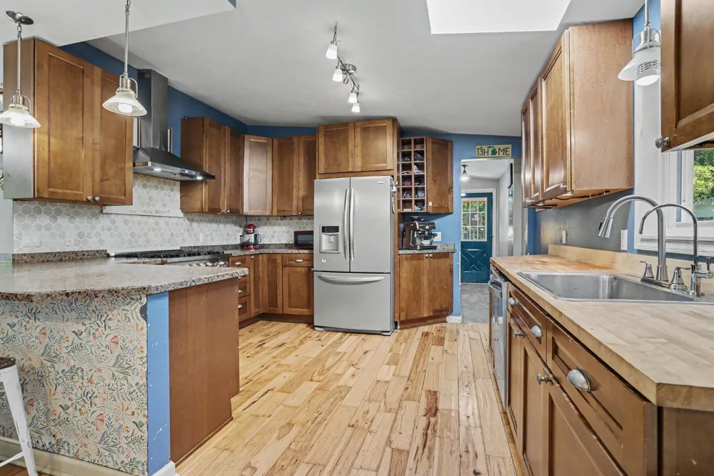 67526 Thunderbird Drive Sturgis, MI 49091