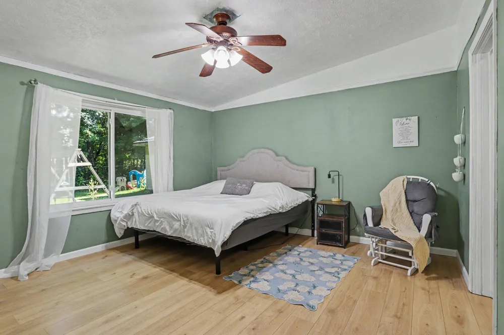 67526 Thunderbird Drive Sturgis, MI 49091