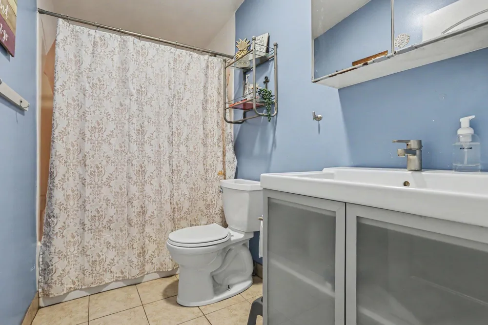 67526 Thunderbird Drive Sturgis, MI 49091