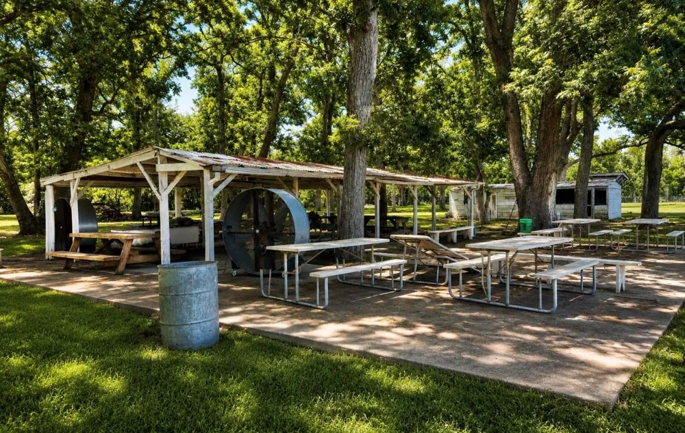 6322 County Road 42 Rosharon, TX 77583