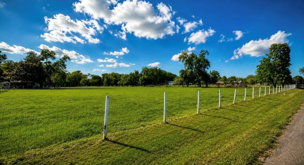 6322 County Road 42 Rosharon, TX 77583