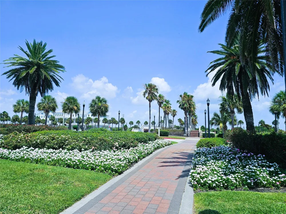 722 Ramsar Road Galveston, TX 77550