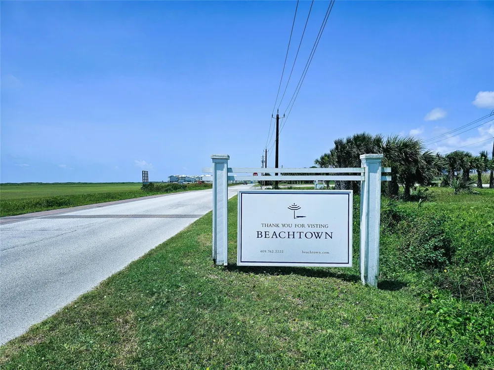 722 Ramsar Road Galveston, TX 77550