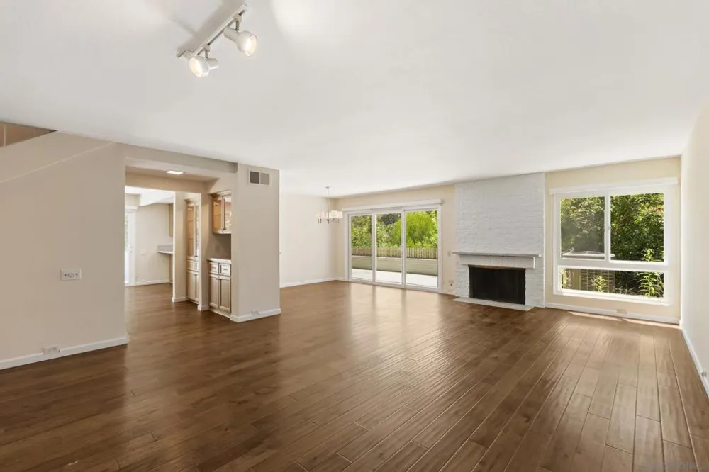 5476 Caminito San Lucas La Jolla, CA 92037