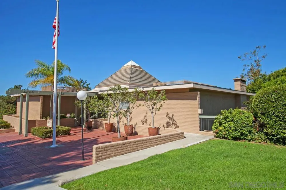 5476 Caminito San Lucas La Jolla, CA 92037