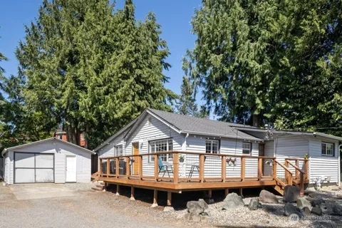416 Riverview Lane