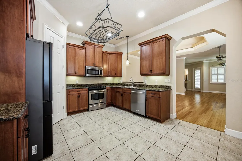 1798 NW 34TH STREET #12 Gainesville, FL 32605