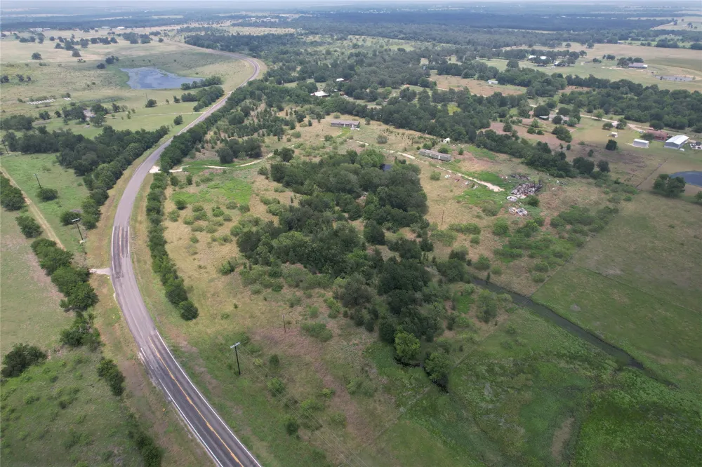 240 Cummings Road Thorndale, TX 76577