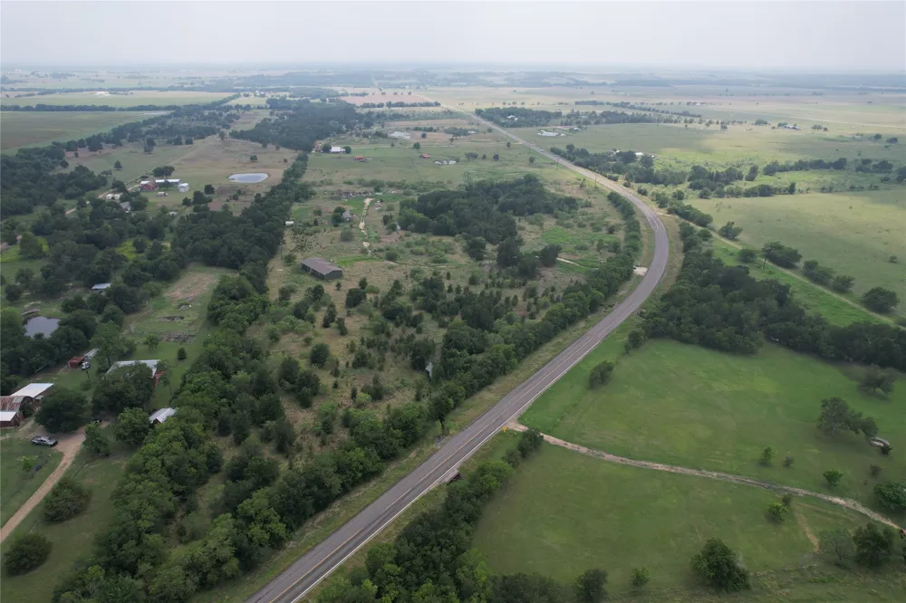 240 Cummings Road Thorndale, TX 76577